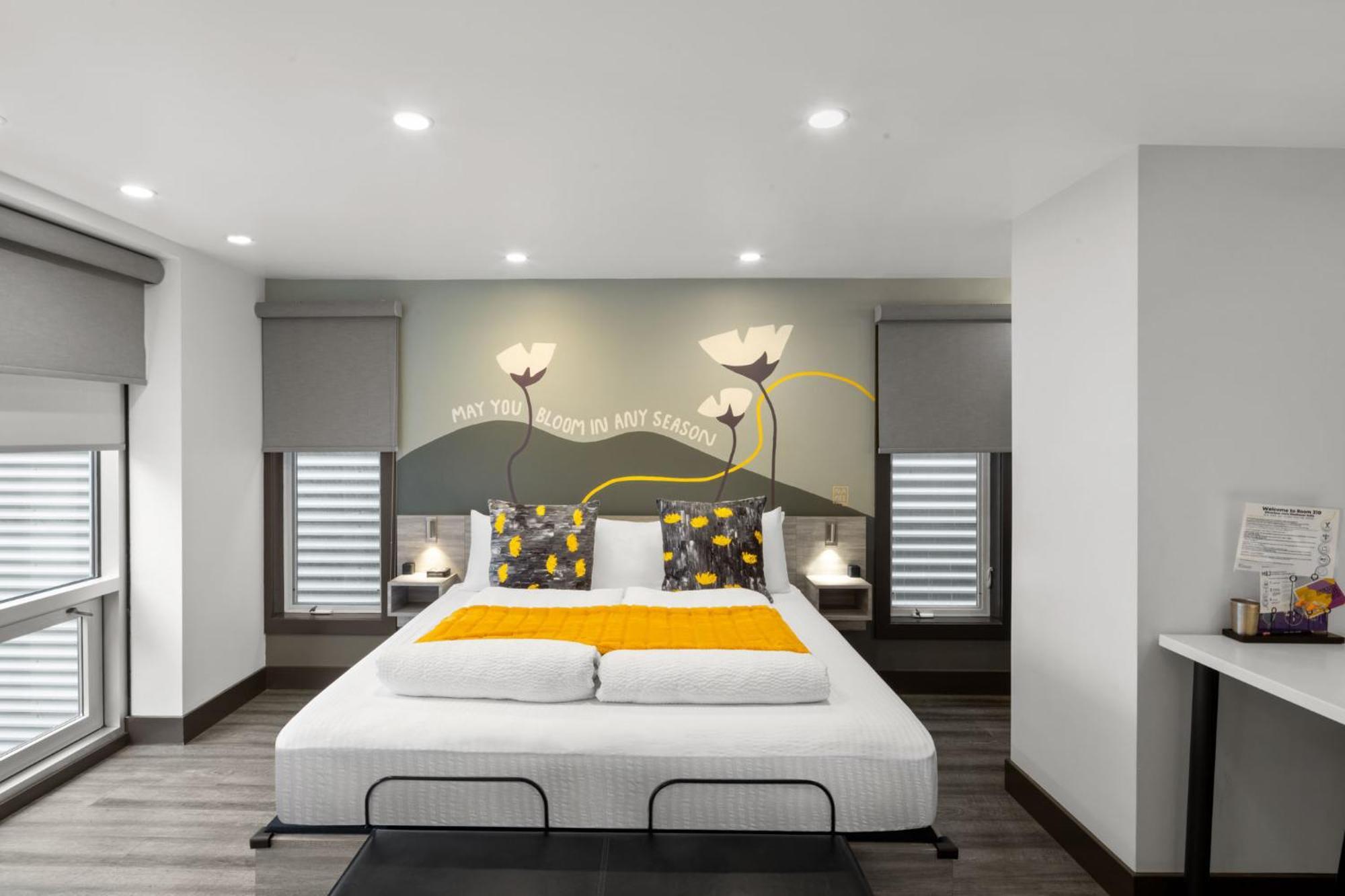 Silverbow Inn & Suites Джуно Экстерьер фото