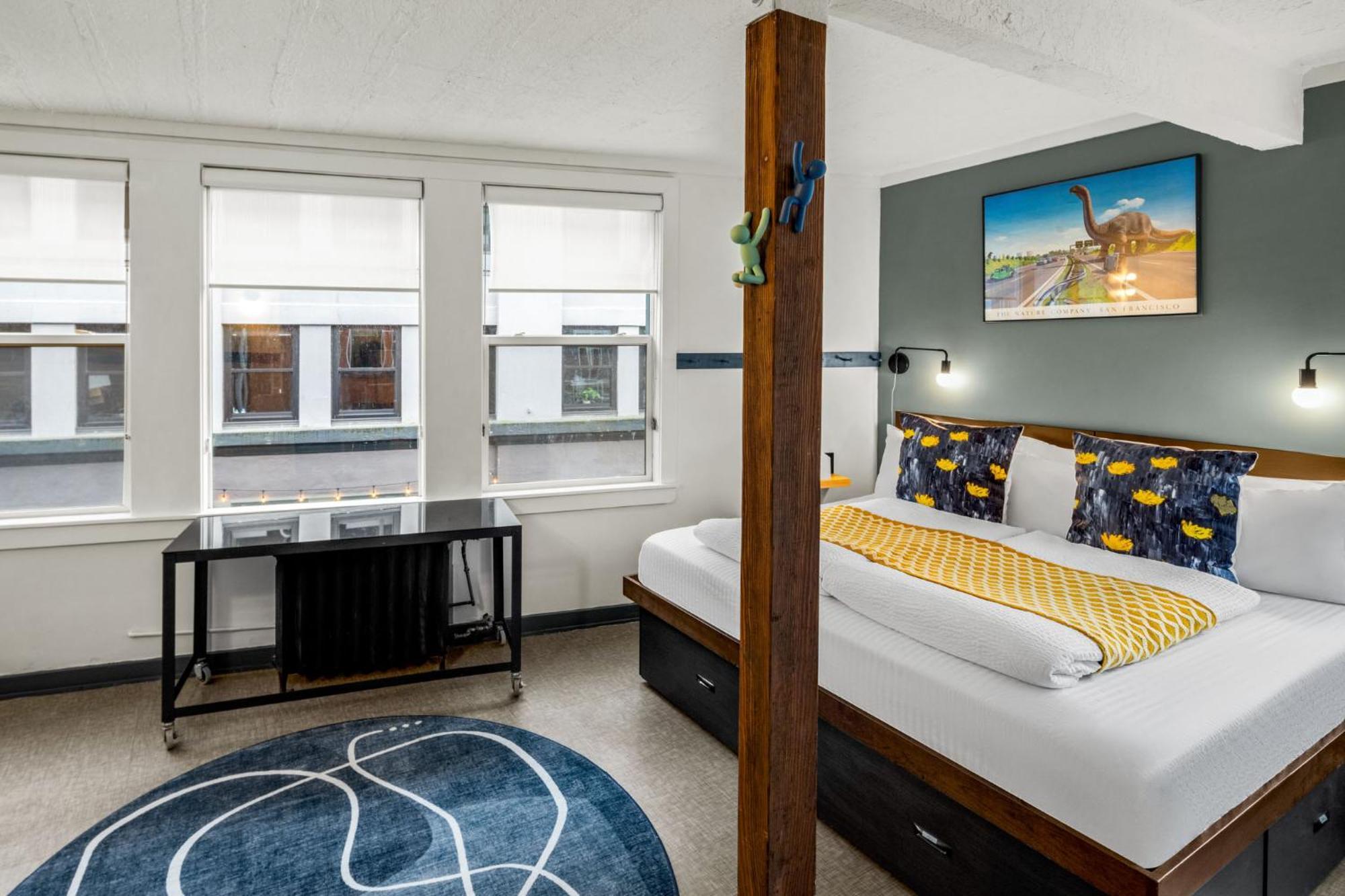Silverbow Inn & Suites Джуно Экстерьер фото