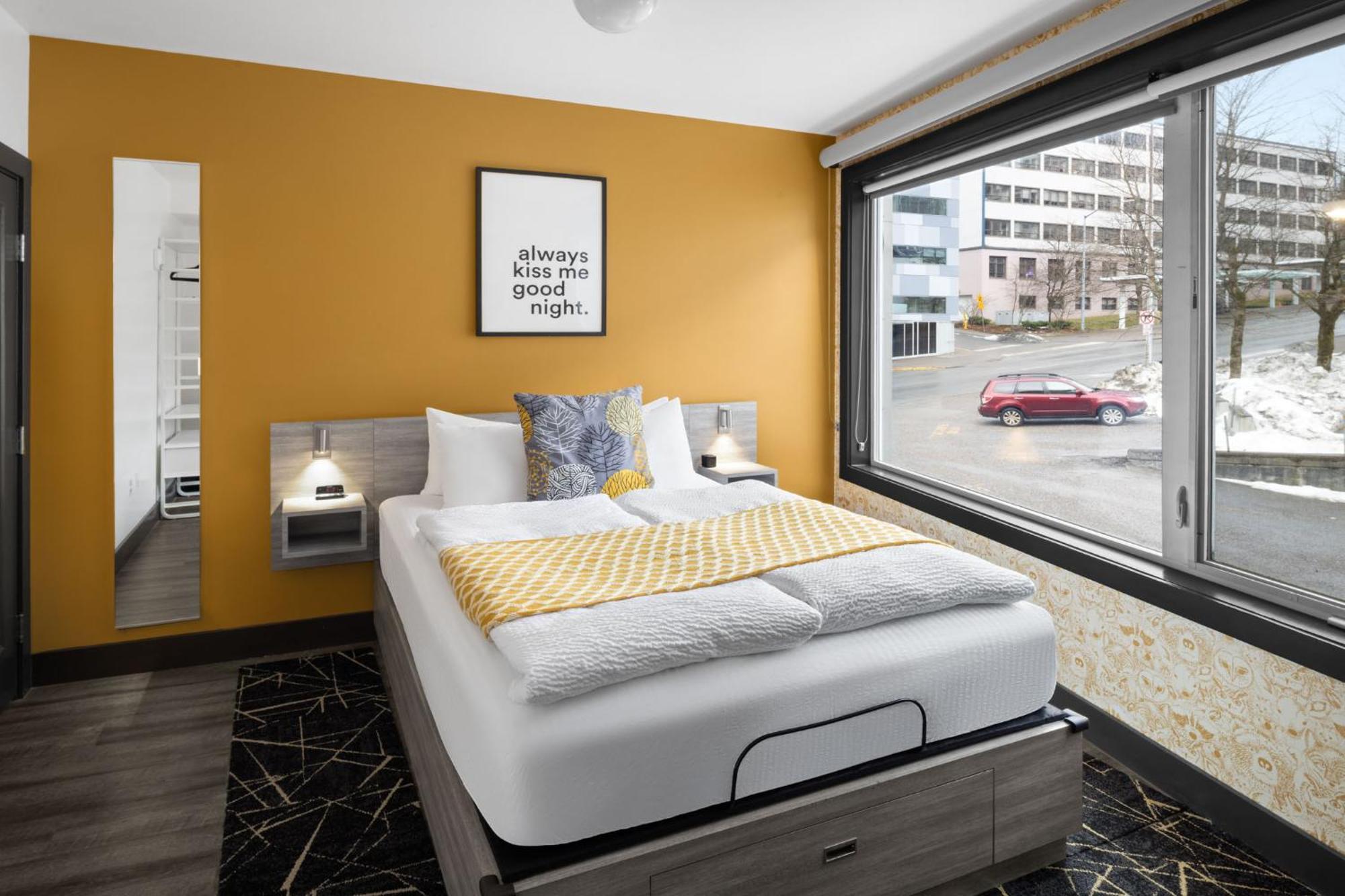 Silverbow Inn & Suites Джуно Экстерьер фото